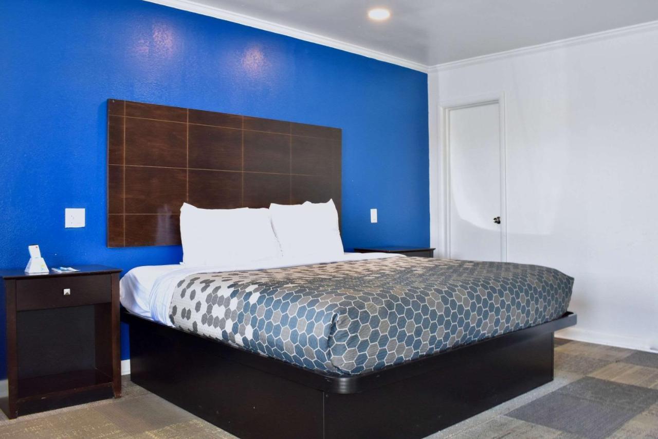 Rodeway Inn Swainsboro Екстериор снимка