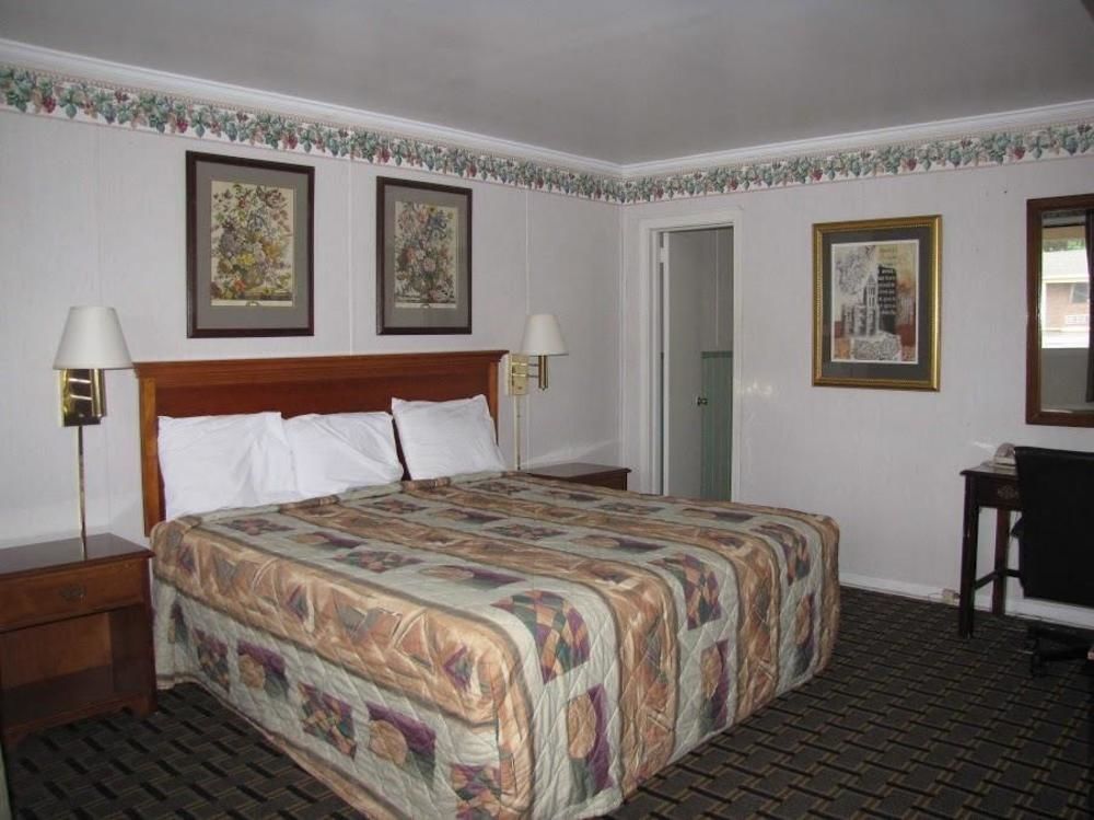 Rodeway Inn Swainsboro Екстериор снимка