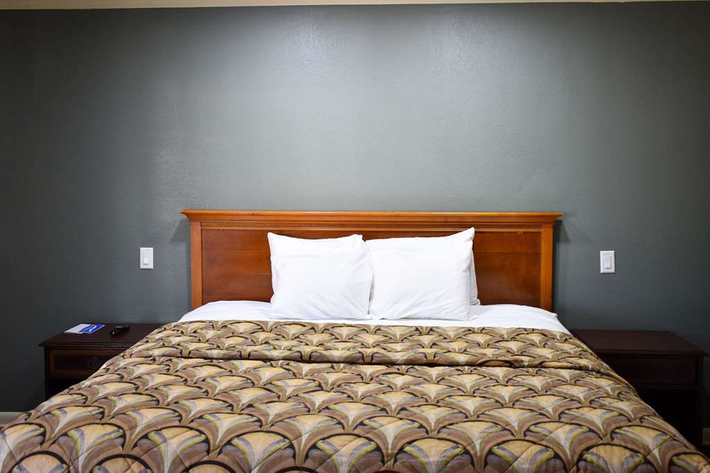 Rodeway Inn Swainsboro Стая снимка